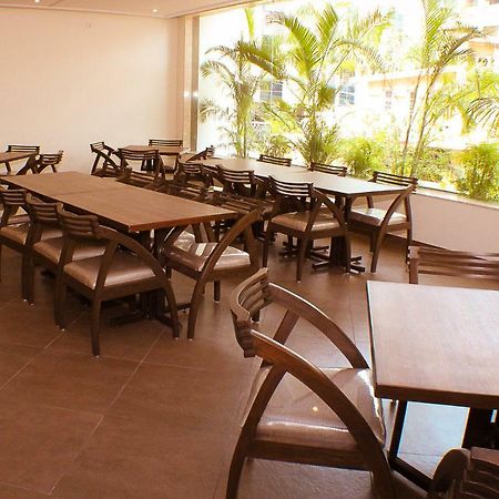 Hotel The Pioneer à Visakhapatnam Extérieur photo